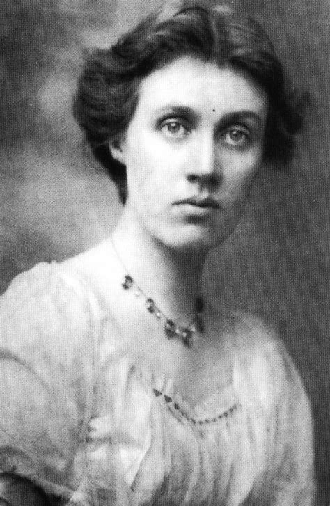 Vanessa Bell, Artist and sister of Virginia Woolf. | Vanessa bell ...