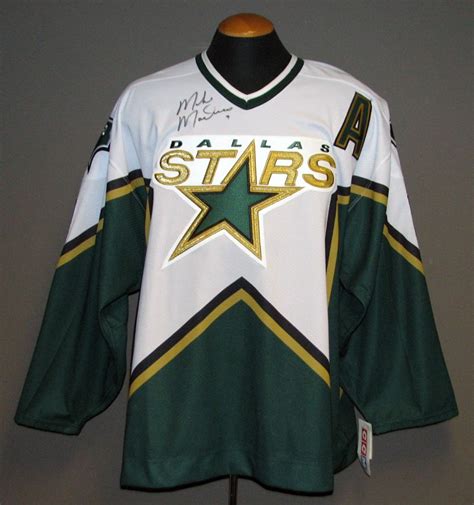 Lot Detail - Mike Modano Autographed Dallas Stars Jersey