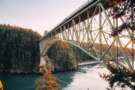 Washington State Parks: A Family Guide to Hiking, Camping, & Exploring