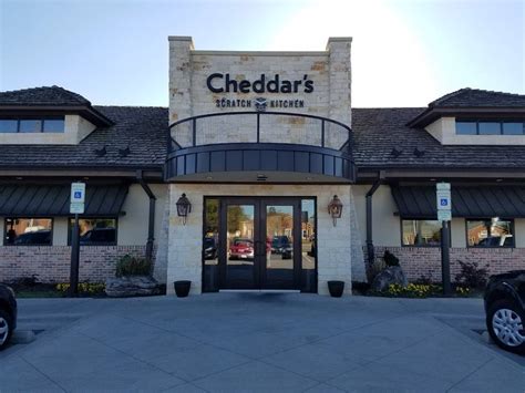 Cheddar's Scratch Kitchen | 225 N McPherson Church Rd, Fayetteville, NC 28303, USA