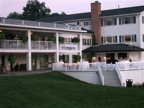 Chagrin Valley Athletic Club - Chagrin Falls, OH Wedding Venue