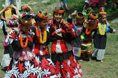 Finding Neverland Blog: Free Soul People of Kalash Valley in Pakistan