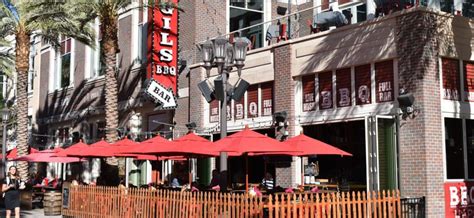 The Smoker Patio at Virgil's Real BBQ - Las Vegas - Restaurant in in Las Vegas, NV | The Vendry