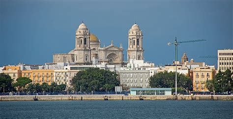 Transfers from Malaga Airport to Cadiz | Malaga Cabbie