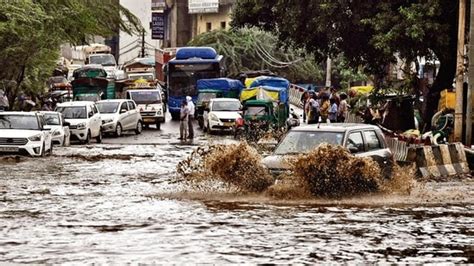 Delhi: Religious processions may add to traffic misery today | Latest ...