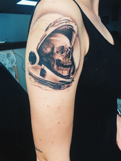 Update 76+ astronaut skull tattoo - in.cdgdbentre