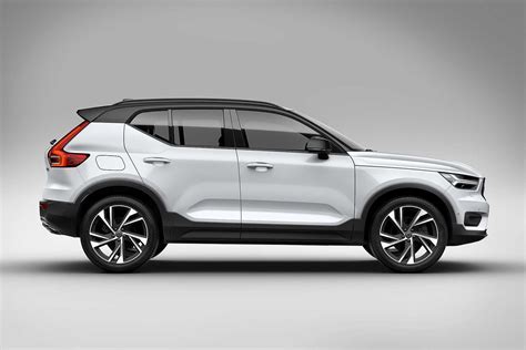 Volvo XC40 prices now from £27,610 with launch of new three-cylinder T3 ...