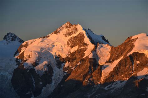 https://flic.kr/p/Lmhtjj | Piz Bernina (4049 m) at sunrise | Seen from ...