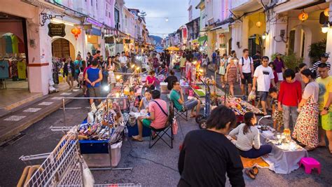 Phuket Walking Street - What to Buy, What to Eat, Tips | Holidify