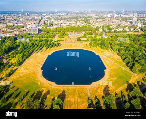 Aerial view of Kensington palace and round pond in Hyde park, London Stock Photo - Alamy