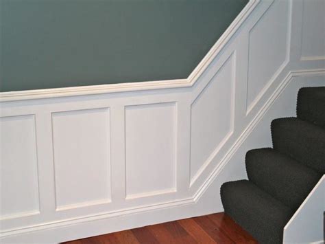 20 Beautiful Wainscoting Ideas For Your Home - Housely