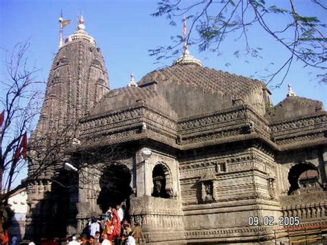 Trimbakeshwar (Jyotirlinga) Temple, Nassik and famous Nassak diamond