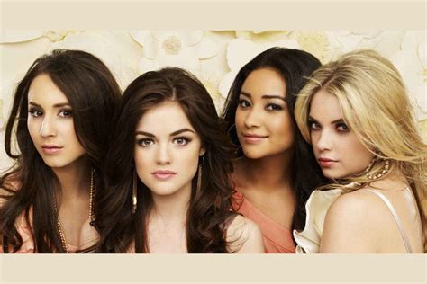 Who's Your Pretty Little Liars Fashion Twin?