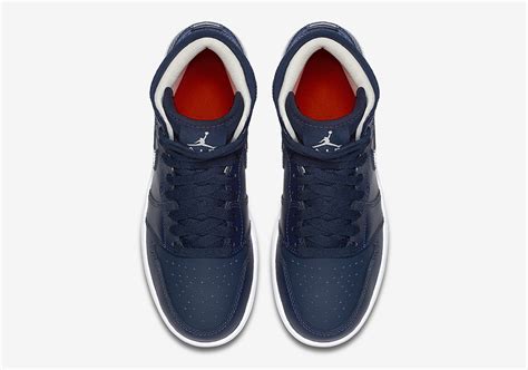 Air Jordan 1 High GS Navy Blue 705300-405 | SneakerNews.com