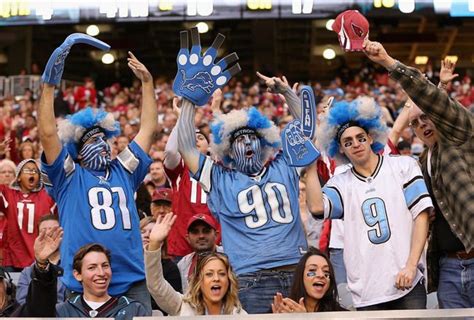 Detroit Lions Fans #1 | Nfl fans, Football fans, Detroit lions