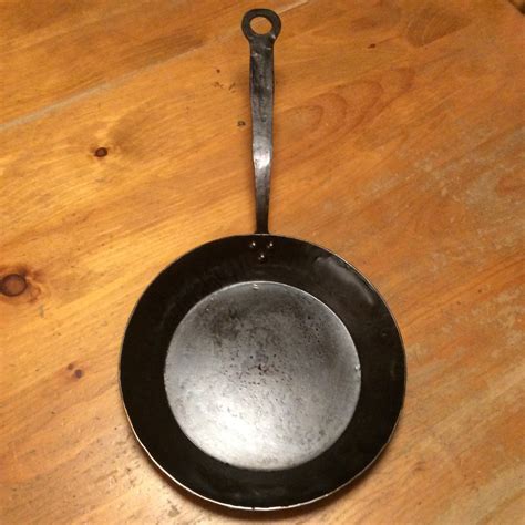 11 inch Carbon Steel Skillet