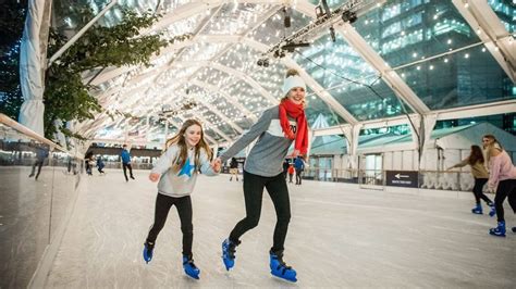 Canary Wharf Ice Rink is back for a mega 18 weeks of skating