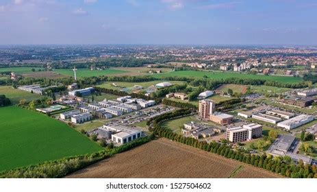 131 University Parma Images, Stock Photos, 3D objects, & Vectors | Shutterstock