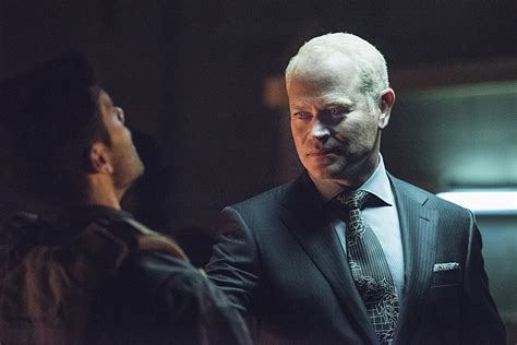 'Arrow' Season 4 Villain Damien Darhk May Be Oliver's Greatest Enemy Yet