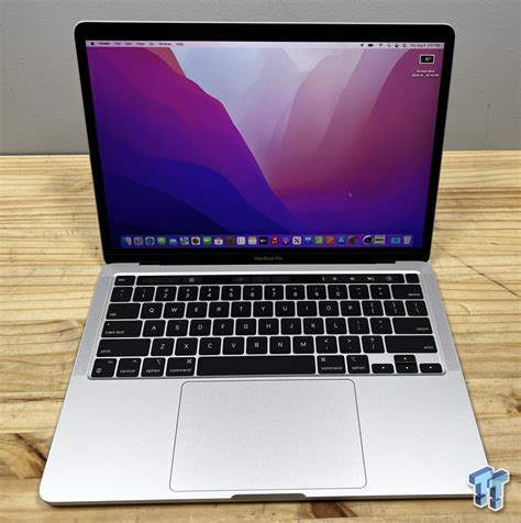 Macbook Pro 2022 - Homecare24