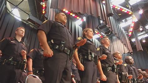 Jacksonville swears in 33 new police officers