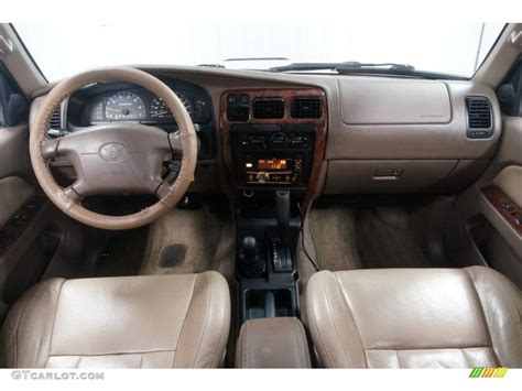 1998 Toyota 4Runner Limited 4x4 interior Photos | GTCarLot.com