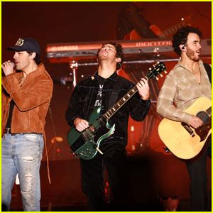 Jonas Brothers Announce ‘Five Albums. One Night’ North American Tour ...