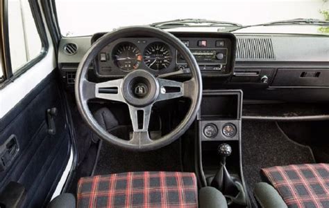 INFO GUIDE: 1976 - 1983 Volkswagen Golf MK1 GTI | classicregister