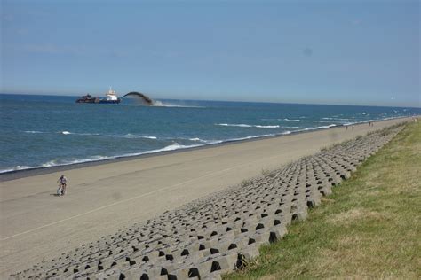 Dutch Dikes: Keeping the Netherlands Dry for 700 Years – Rick Steves' Travel Blog