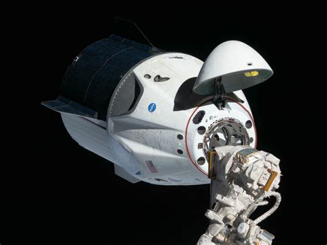 SpaceX crew dragon spacecraft