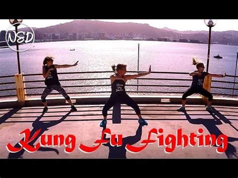 KUNG FU FIGHTING - YouTube