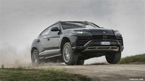 Lamborghini Urus | 2019MY | Off-Road