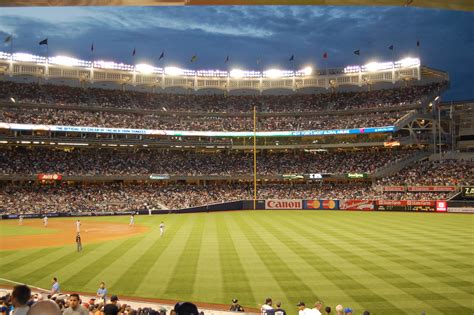 Yankees Vs. Mets 6/12/09, Yankee Stadium | Bari D | Flickr