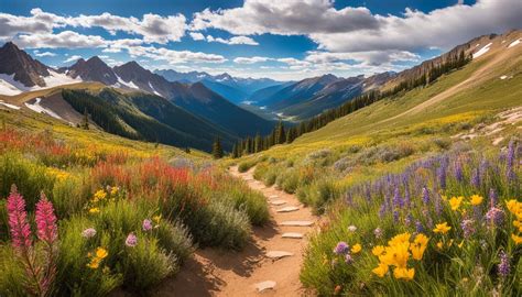 Top Colorado Hikes: Best Hiking Trails Revealed