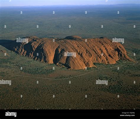 Uluru aerial hi-res stock photography and images - Alamy