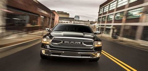 2015 Ram 1500 2WD Crew Cab 149" Laramie