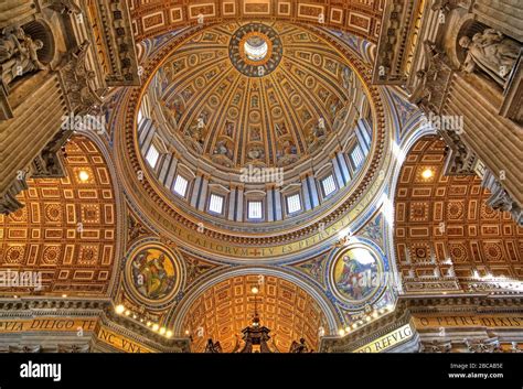 Dome of Michelangelo in St. Peter's Basilica, Rome, Lazio, central Italy, Italy Stock Photo - Alamy