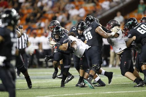 GAME DAY BLOG: Hawaii rallies over UNLV to clinch bowl berth | Honolulu ...