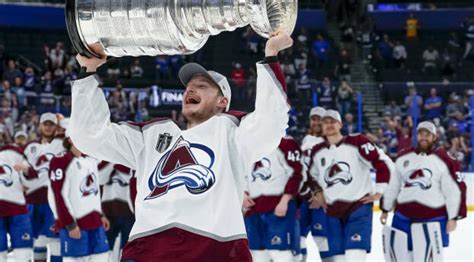 2460x900 Resolution Nathan Mackinnon Avalanche Stanley Cup 2022 ...