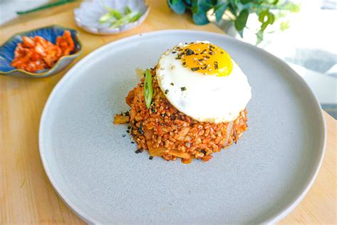 Is Kimchi Fried Rice Healthy? (Healthy Kimchi Fried Rice Recipe ...