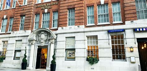 Review: London Bridge Hotel – Luxury Travel Diary