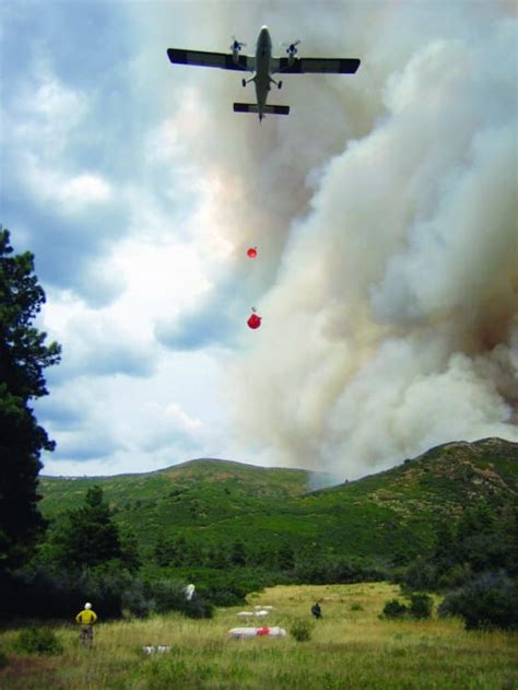 Smokejumpers - The Firemen Parachuting into Wildfires - Aero Corner