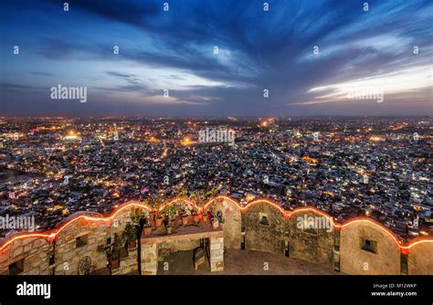 Sunset view of Jaipur city from Fort, Jaipur, India Stock Photo - Alamy