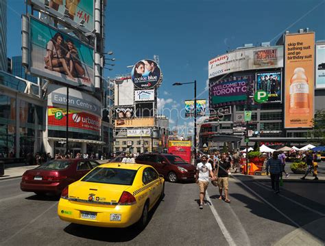 Photo of Toronto Dundas Square | Stock Image MXI23604