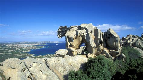 15 Must-Visit Attractions in Sardinia