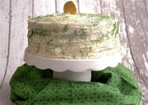 Green Velvet Cake | Recipe | Green velvet cake, Velvet cake, Cake