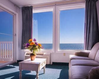 16 Best Hotels in Narragansett. Hotels from $71/night - KAYAK