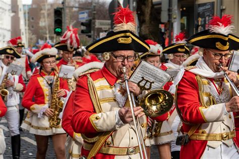 Lyres and Cardholders | British Band Instrument Company