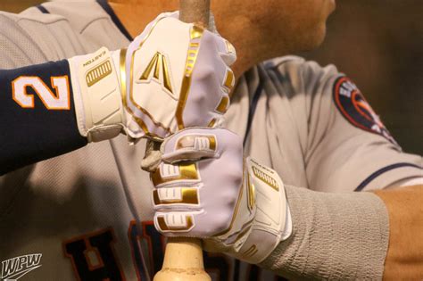 What Pros Wear: Alex Bregman’s Easton Walk-Off Batting Gloves (2019 ...