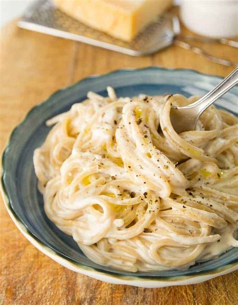 10-MINUTE CREAM CHEESE PASTA - The clever meal